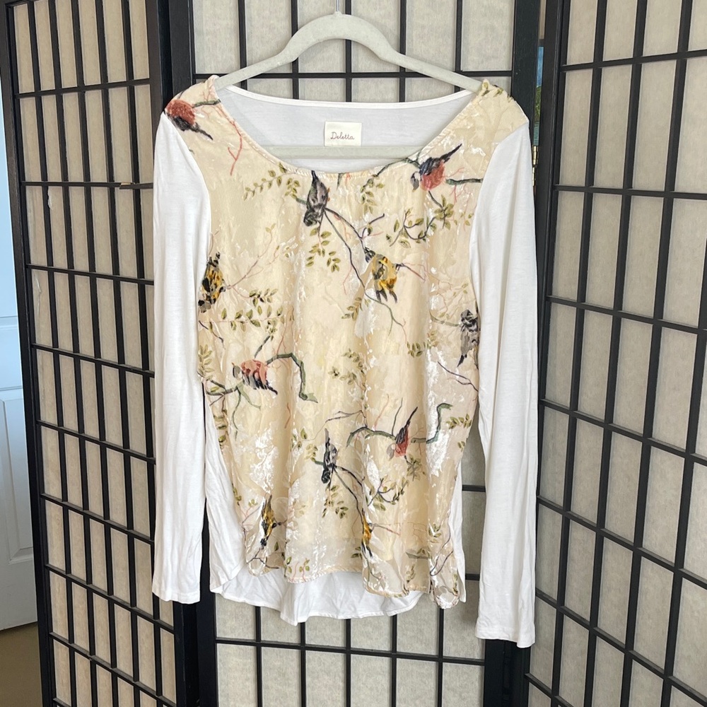 Deletta Women's Beige Floral Blouse